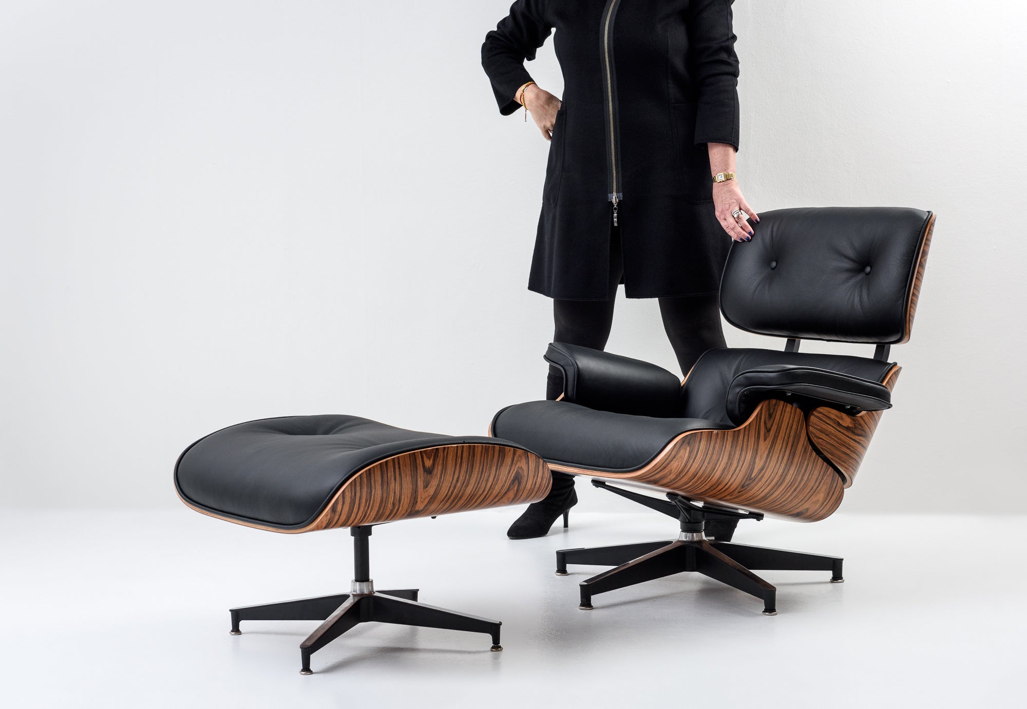 Leather Lounge Chair